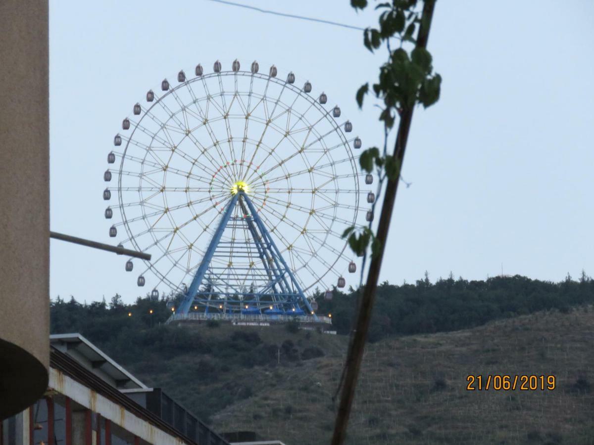Atlas Hotel Tbiliszi Kültér fotó